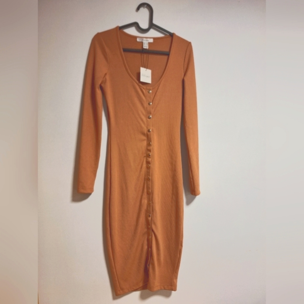 REVAMPED women’s snap down midi long sleeve Dress.